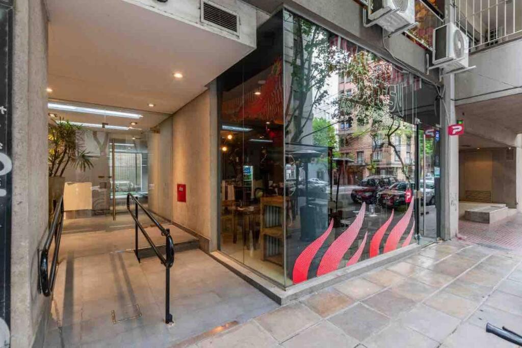 Hermoso Depto Para 4 Con Gran Balcon Palermo Soho Con Cochera - Buenos Aires — Photos 1